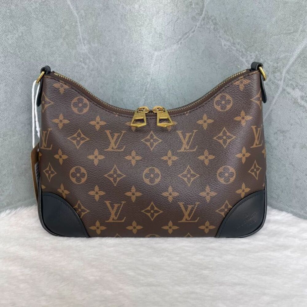 Louis Vuitton Women Pre-Loved Bag Very Good Condition